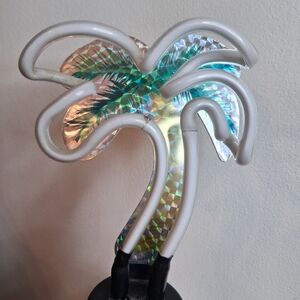 Sunbeam Palm Tree Light